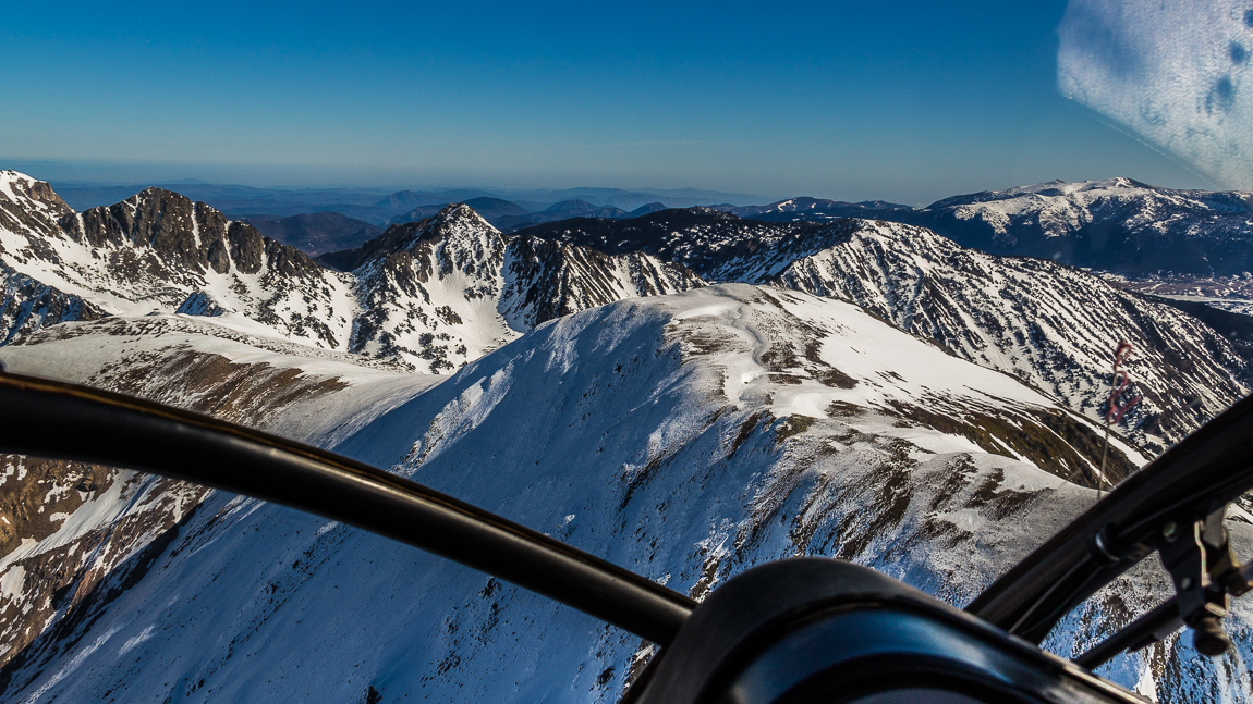 Survoler les Pyrénées Catalanes en Hélicoptère