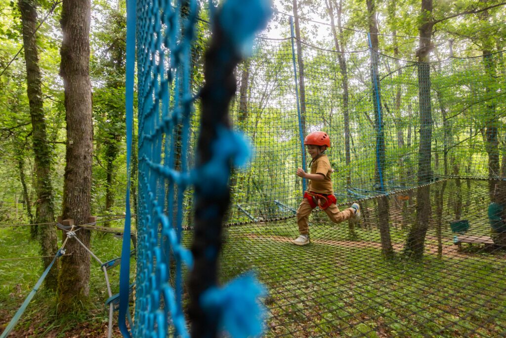 activité en famille dans le Lot au Bois des Elfes