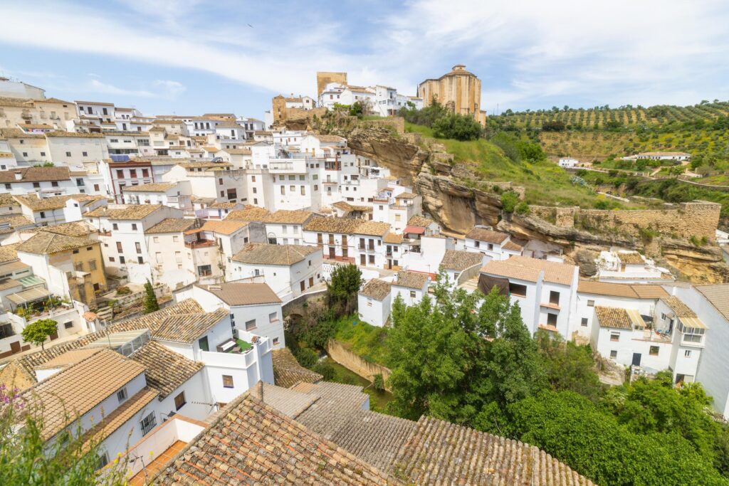 Centre historique de Setenil de las Bodegas