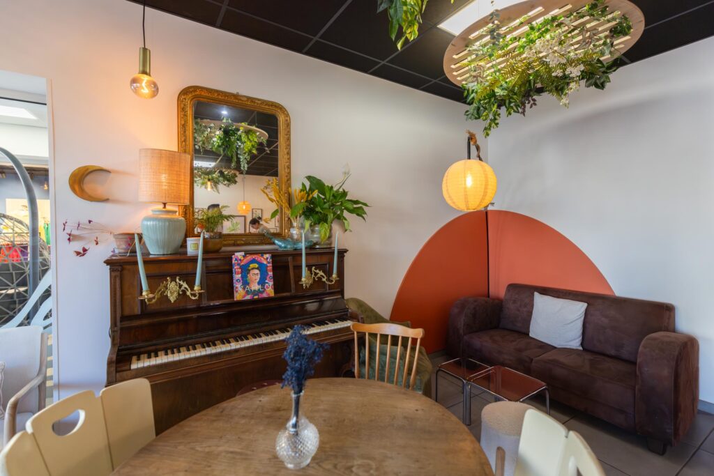 Café des Lumières à Montbrison, coffee shop et brunch dans le Forez